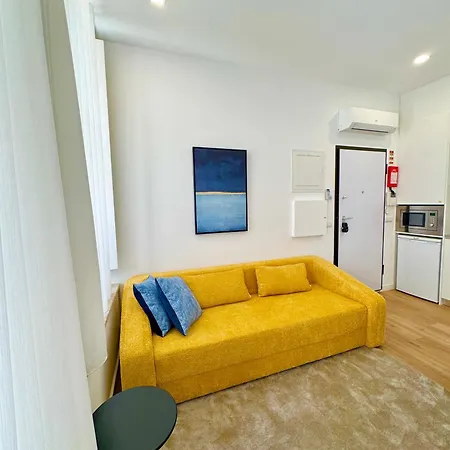 Old - Tiny House & Luxury Garden By Mymoradia Oporto