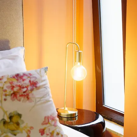 Old - Tiny House & Luxury Garden By Mymoradia Appartement