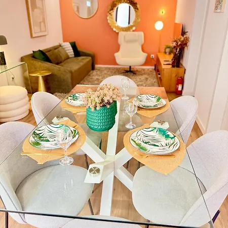 דירה Old - Tiny House & Luxury Garden By Mymoradia