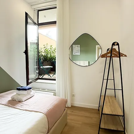 דירה Old - Tiny House & Luxury Garden By Mymoradia