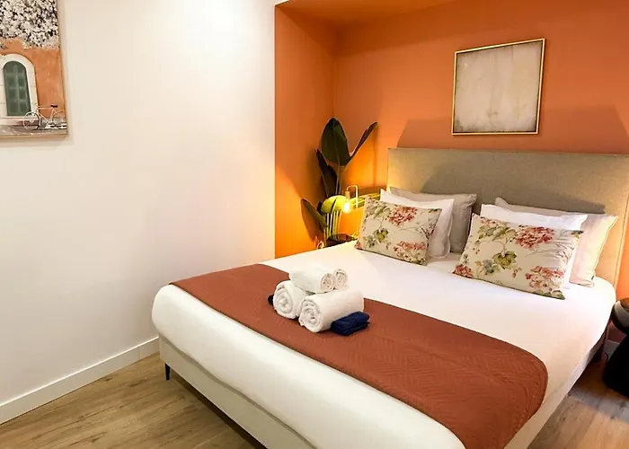 Lili's Garden Priv Terrace Two Flats Laundry By Mymoradia