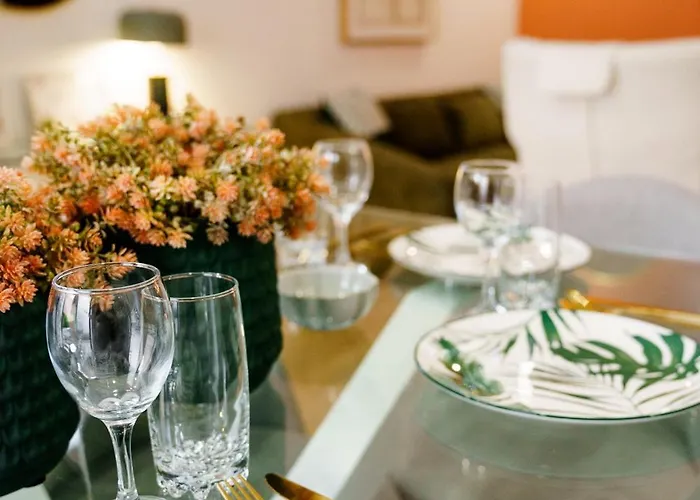 Lili's Garden Priv Terrace Two Flats Laundry By Mymoradia Apartman Porto