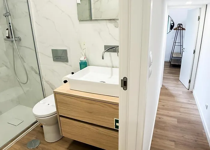 Apartman Lili's Garden Priv Terrace Two Flats Laundry By Mymoradia *