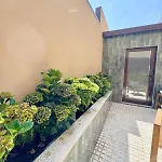 Lili's Garden Priv Terrace Two Flats Laundry By Mymoradia Porto
