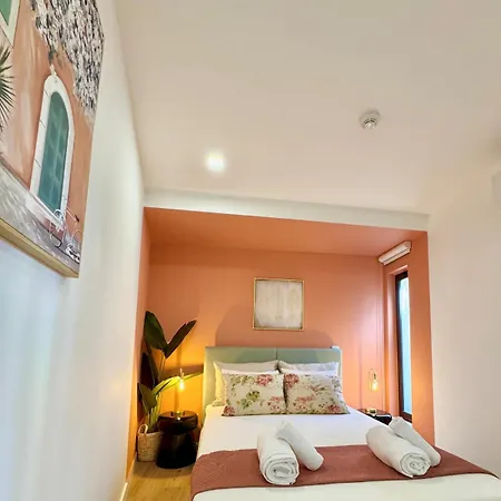 Old - Tiny House & Luxury Garden By Mymoradia * Porto