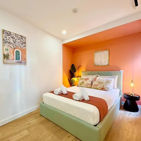 Old - Tiny House & Luxury Garden By Mymoradia *