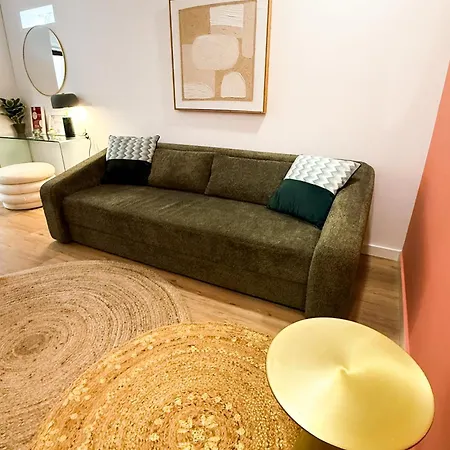 Apartament Old - Tiny House & Luxury Garden By Mymoradia