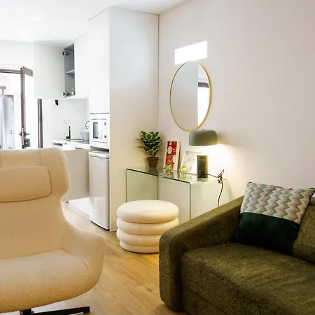 Old - Tiny House & Luxury Garden By Mymoradia