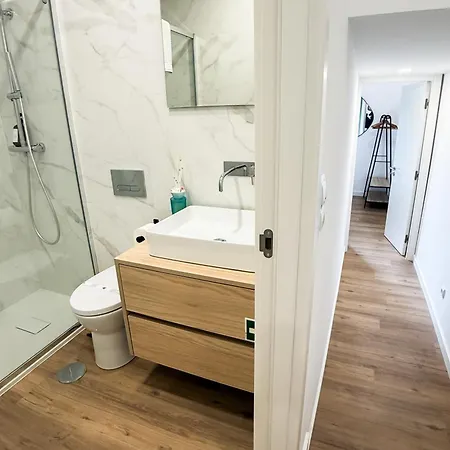 Apartament Old - Tiny House & Luxury Garden By Mymoradia *