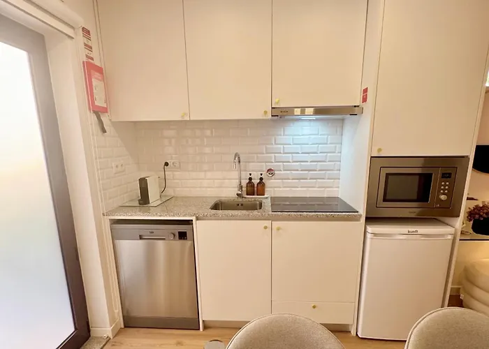 Apartament Lili's Garden Priv Terrace Two Flats Laundry By Mymoradia