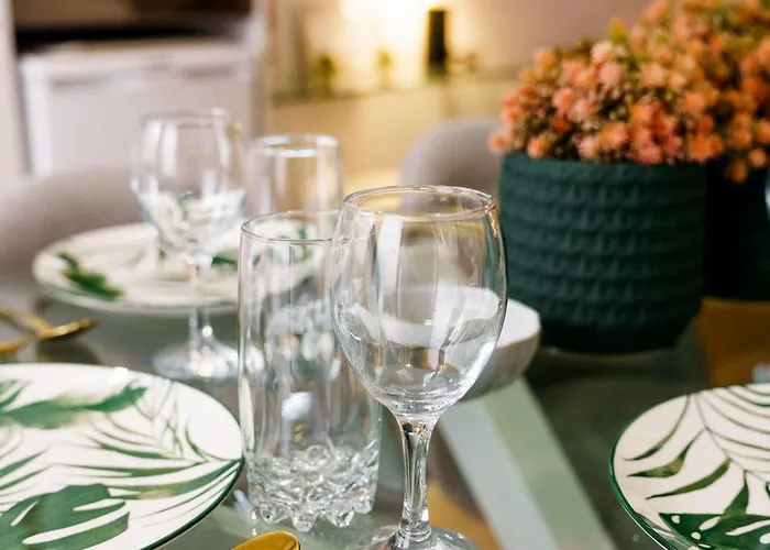 Lili'S Garden Priv Terrace Two Flats Laundry By Mymoradia Daire *