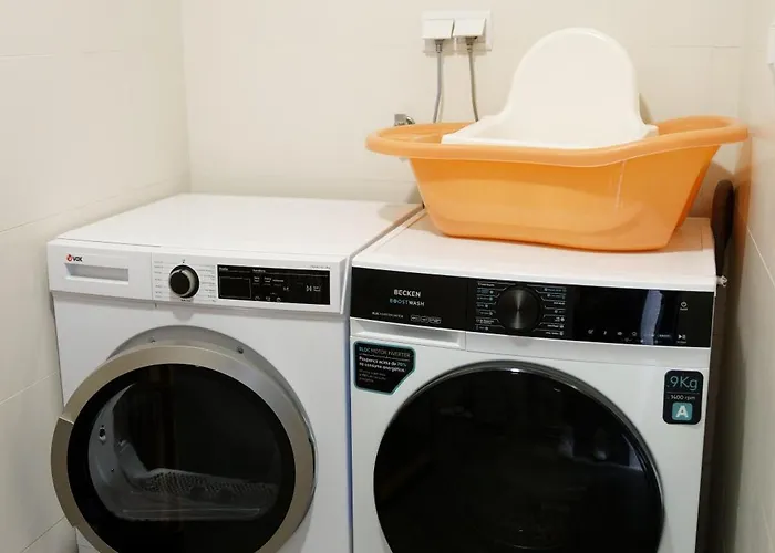 Lili's Garden Priv Terrace Two Flats Laundry By Mymoradia